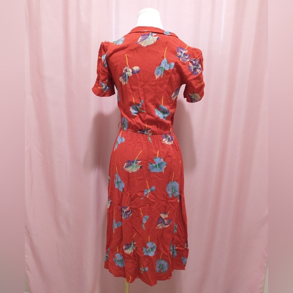 1990s Ragtime/ILGWU Red Midi Dress with Flowers (fits like a Size XS/S) - Picture 8 of 9